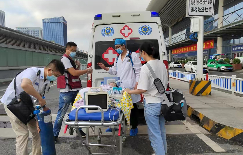 昌图县救护车出租公司